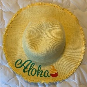 NWT Disney Aloha sun hat